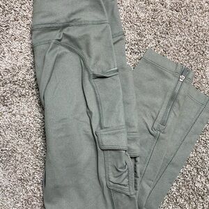 lululemon Cargo Leggings Forest Green Women’s Size 4 Compression Ankle Zip